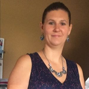 Meet your Posher, Angie